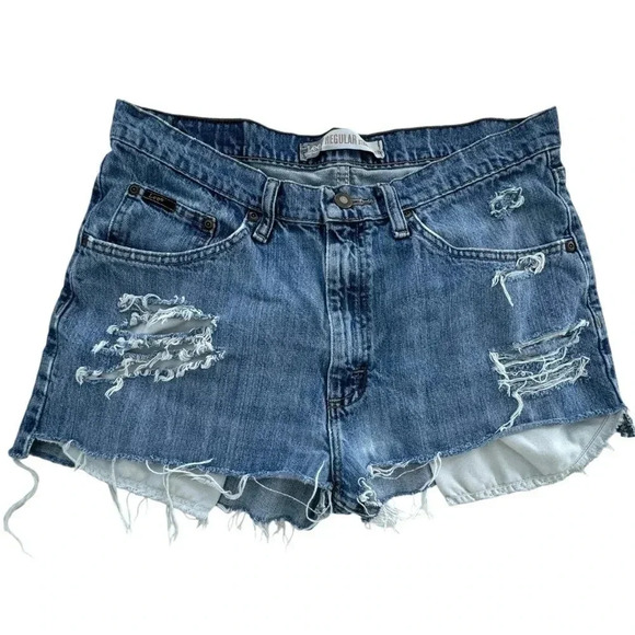 Vintage Lees Light Blue Distressed Denim Jean Shorts, Size 30x32 - Picture 10 of 14